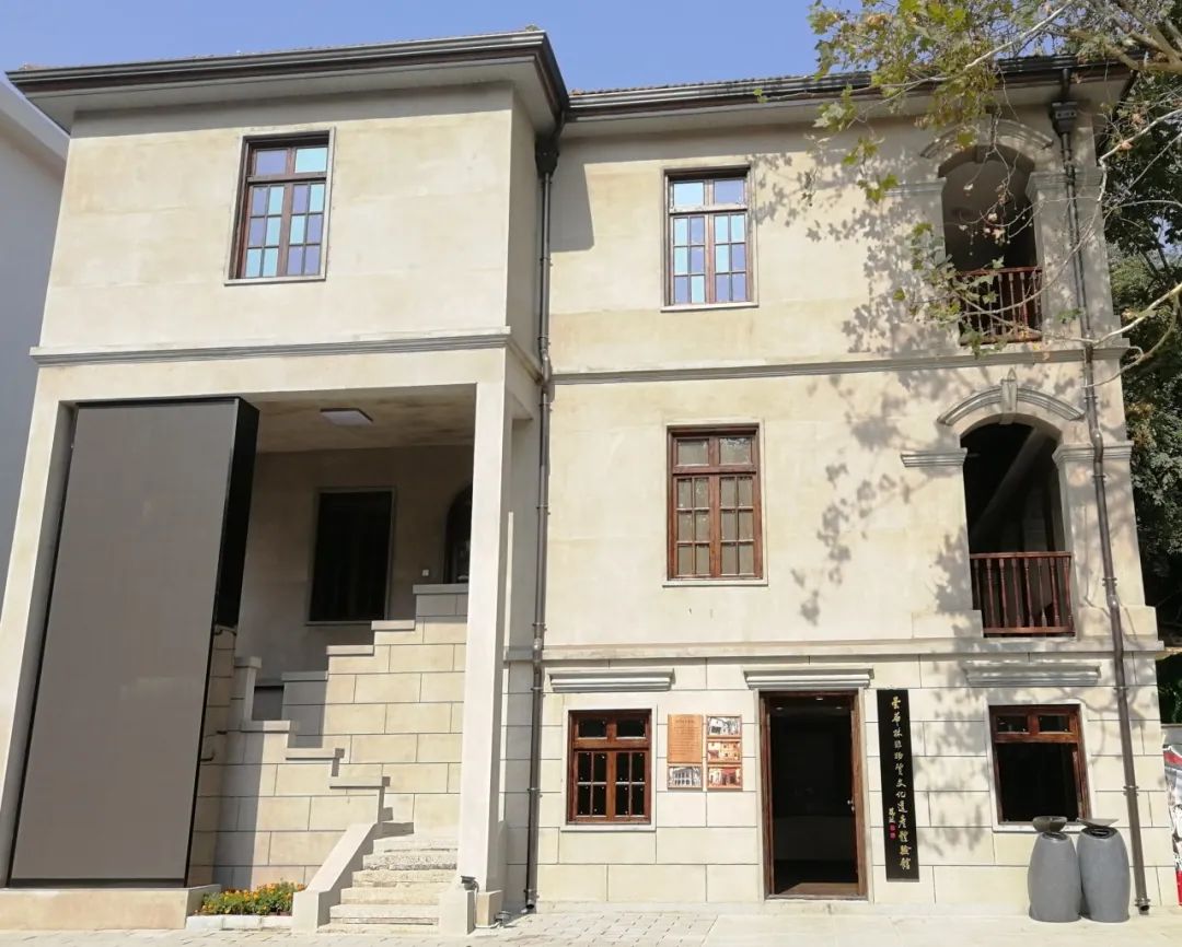 1751423427196943.jpg e604dd80f078cc25a863488e46fe4725.jpg